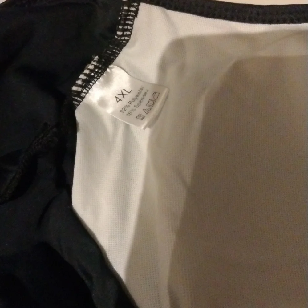 Plus Size One Piece Swimsuit Sexy Plunge Neck SZ 4XL black NWOT‎